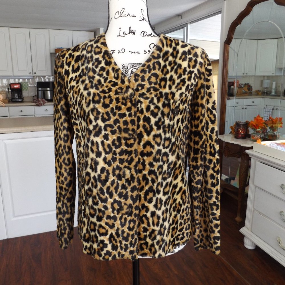 PRICE SLASH!!!  Charm of Hollywood VINTAGE Faux Leopard Jacket
